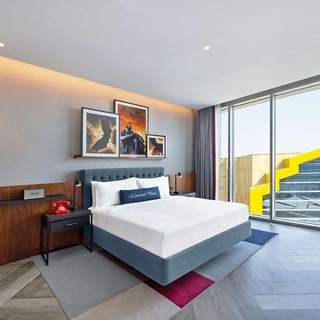 The Wb Abu Dhabi, Curio Collection By Hilton Hotel Exterior photo Deluxe Room